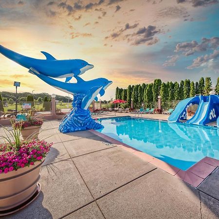 ויסקונסין דלס Grand Marquis Waterpark Hotel & Suites מראה חיצוני תמונה