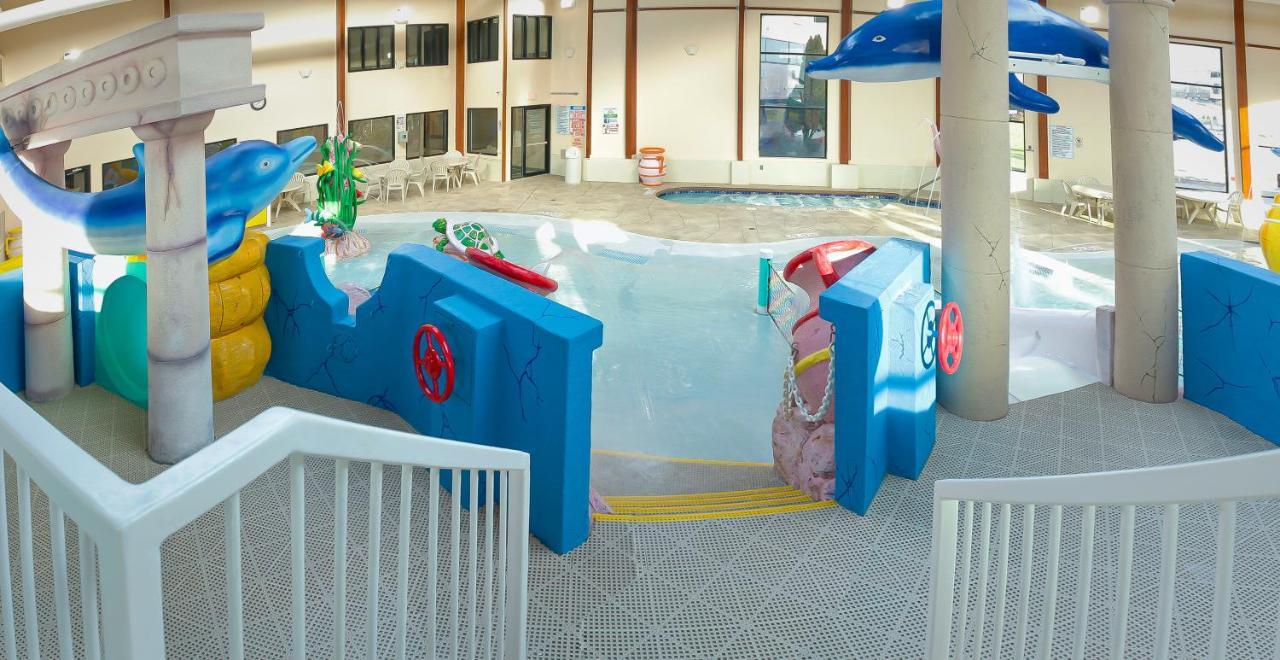 ויסקונסין דלס Grand Marquis Waterpark Hotel & Suites מראה חיצוני תמונה