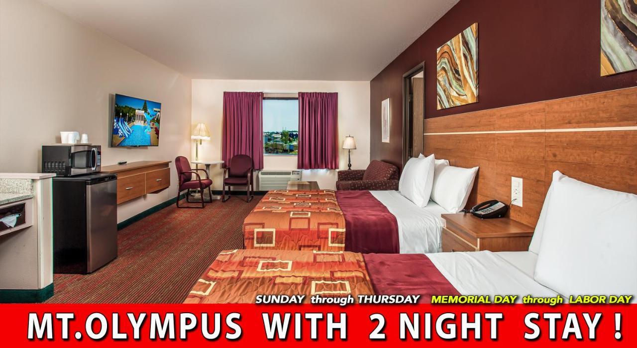 ויסקונסין דלס Grand Marquis Waterpark Hotel & Suites מראה חיצוני תמונה