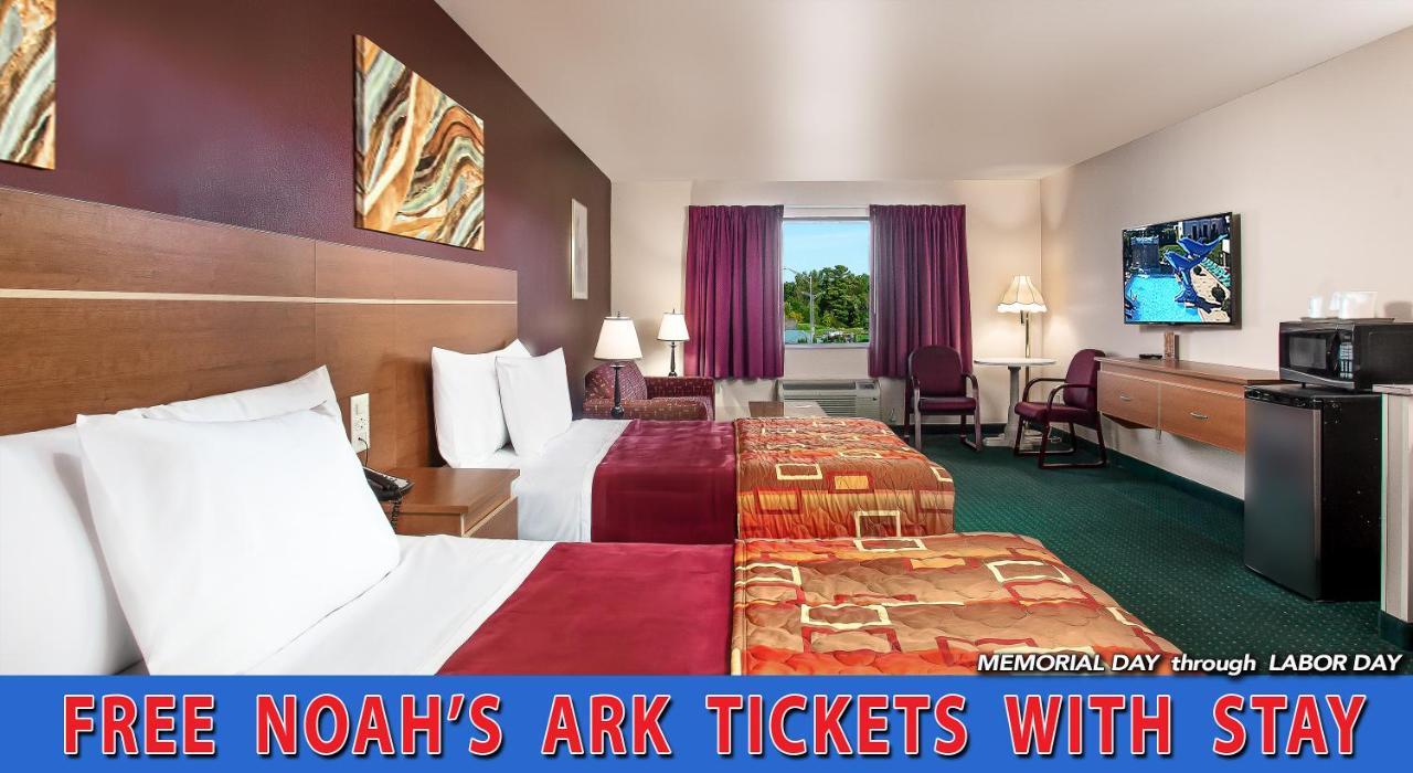 ויסקונסין דלס Grand Marquis Waterpark Hotel & Suites מראה חיצוני תמונה