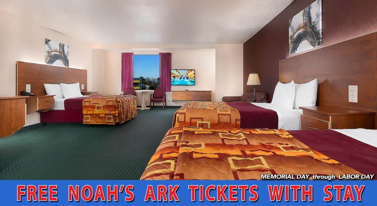 ויסקונסין דלס Grand Marquis Waterpark Hotel & Suites מראה חיצוני תמונה