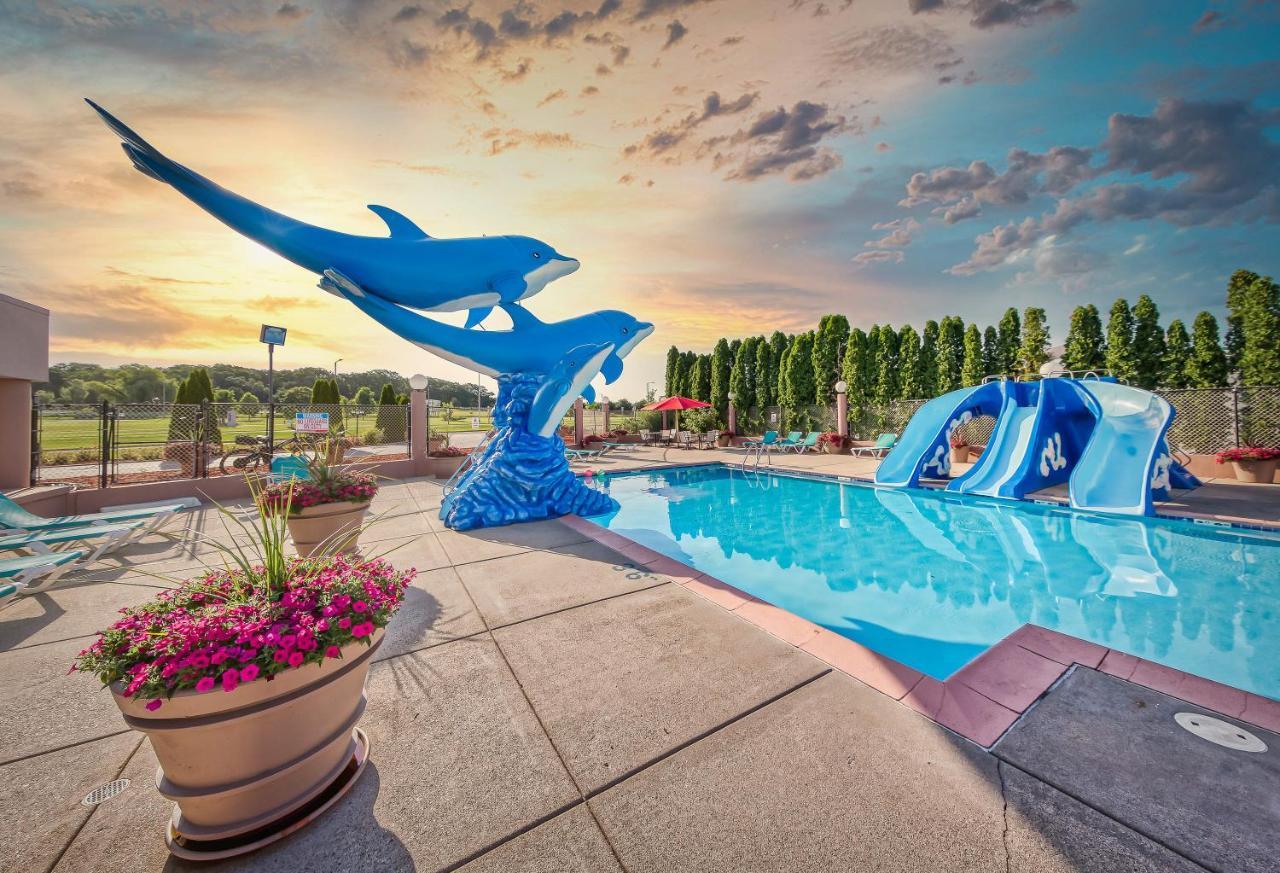 ויסקונסין דלס Grand Marquis Waterpark Hotel & Suites מראה חיצוני תמונה